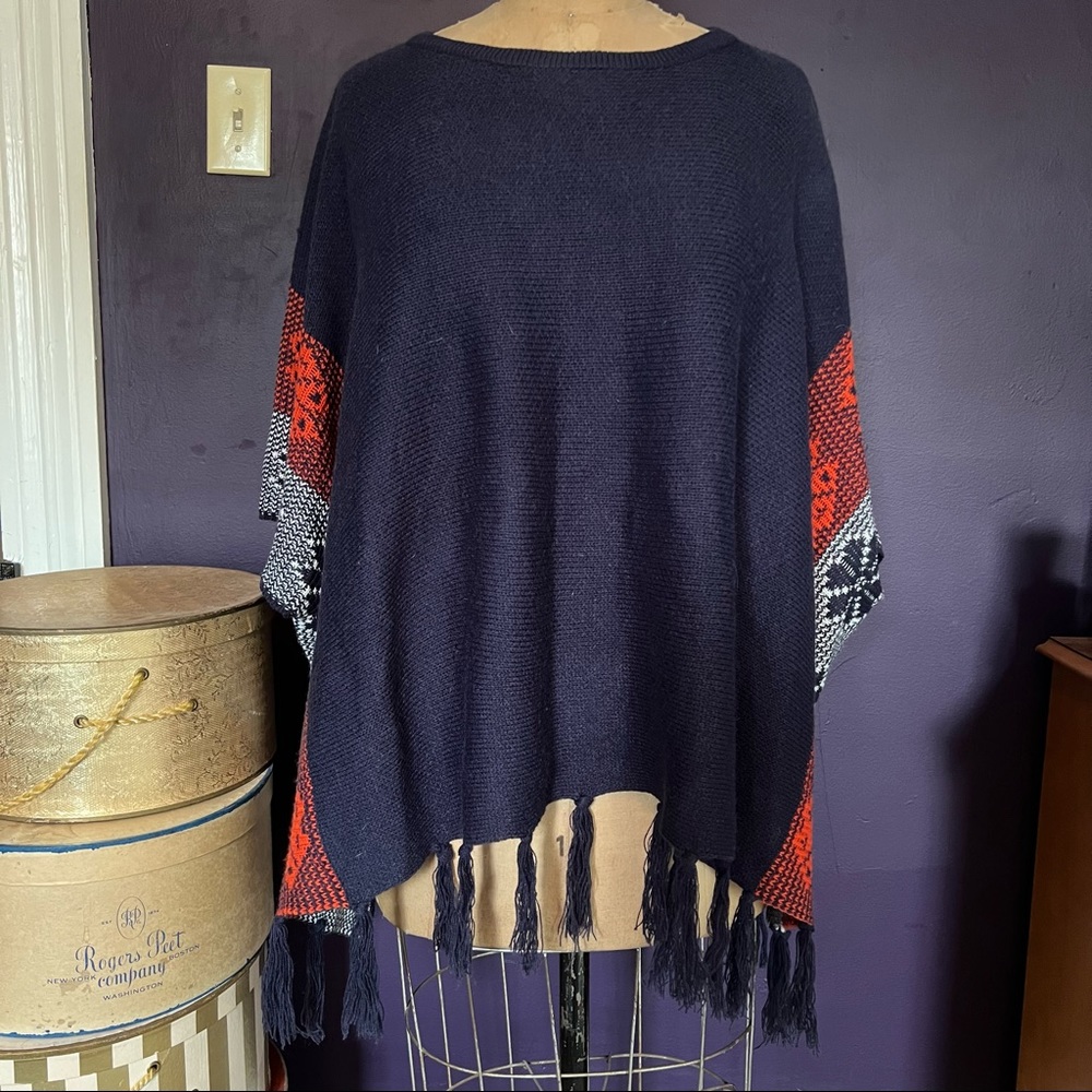 Charlotte Russe Sweater Poncho 🍂